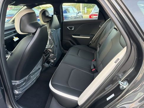 New 2025 Kia K4 GT-Line Turbo image 7