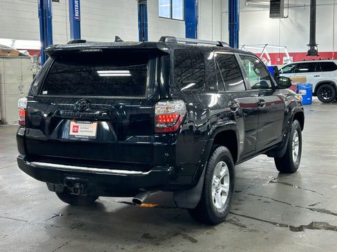 Certified 2020 Toyota 4Runner SR5 image 5