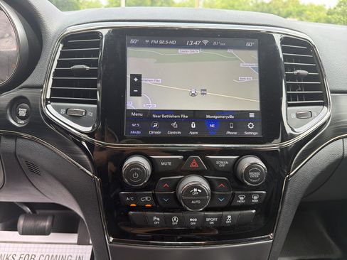 Used 2020 Jeep Grand Cherokee Limited X AWD/4WD image 24