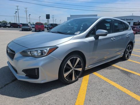 Used 2017 Subaru Impreza 2.0i Sport AWD/4WD image 3