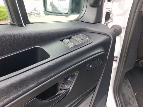 Used 2025 Mercedes-Benz Sprinter 2500 image 15