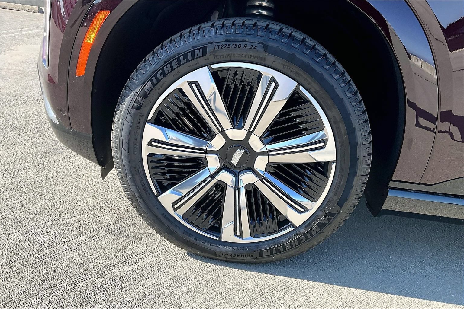 New 2026 Cadillac Escalade IQ Luxury 2 w/ LPO, Floor Liner Package AWD/4WD image 10