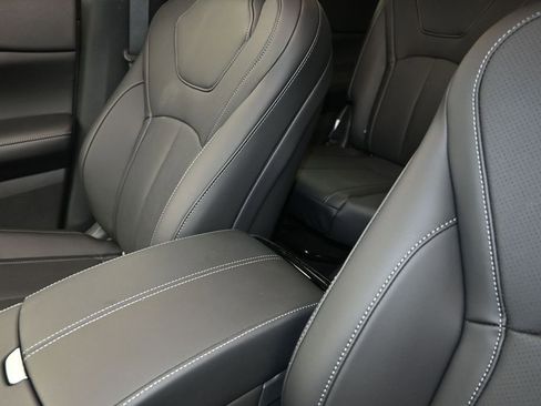 New 2027 INFINITI QX60 Sport w/ Dark Cargo Package AWD/4WD image 14