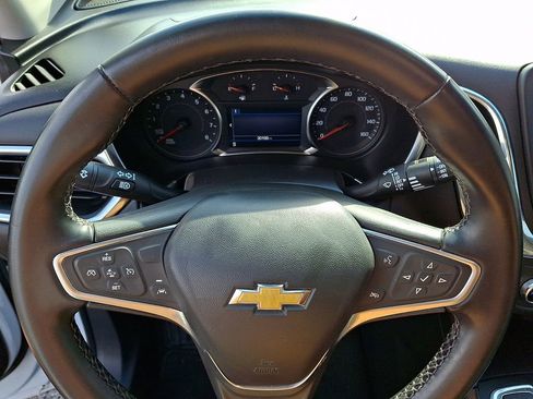 Used 2023 Chevrolet Equinox LT image 16