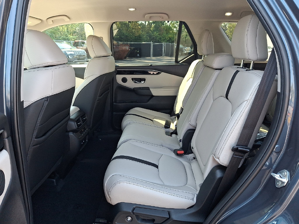 New 2026 Honda Pilot EX-L image 6