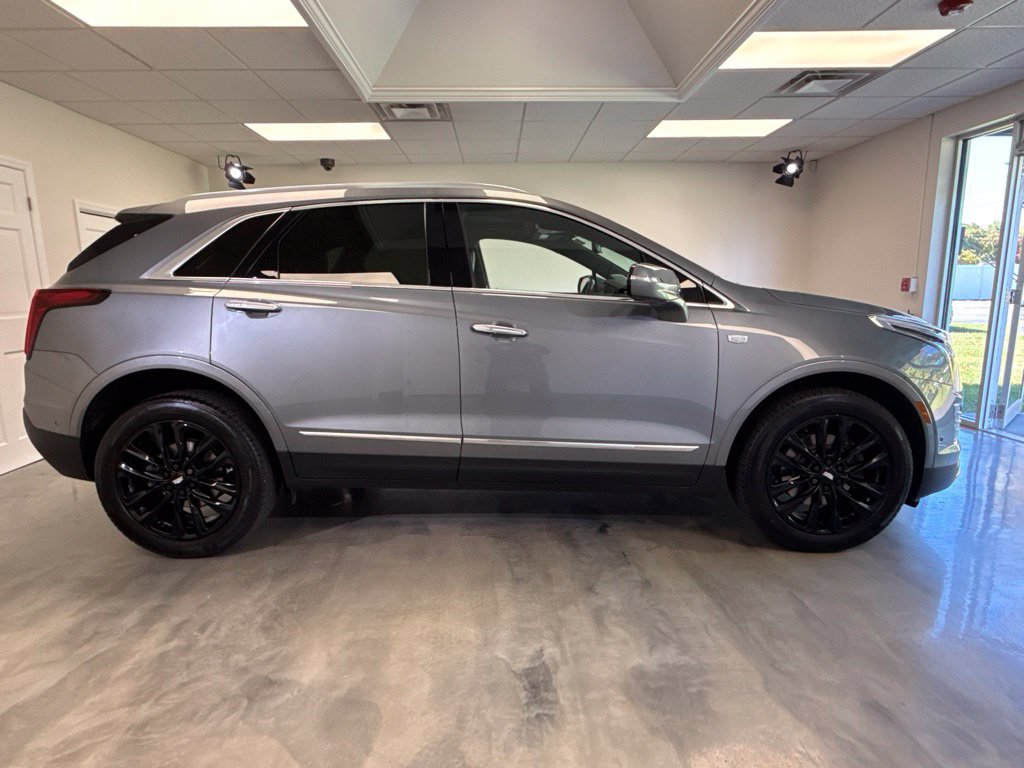 Used 2022 Cadillac XT5 Premium Luxury w/ Platinum Package AWD/4WD image 8