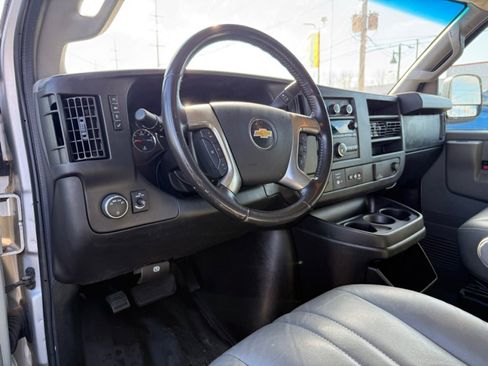 Used 2017 Chevrolet Express 2500 image 13