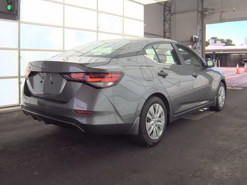Used 2024 Nissan Sentra S FWD image 5