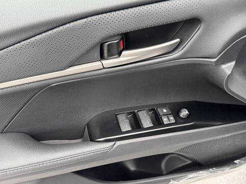 New 2026 Toyota Camry XSE FWD image 18