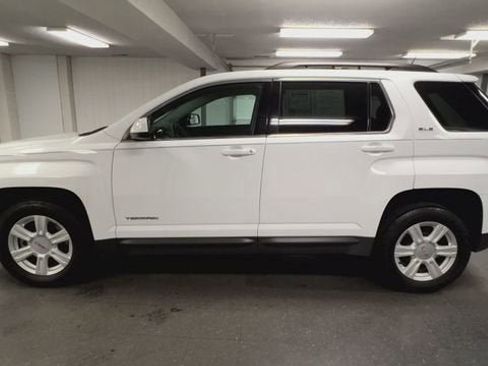 Used 2015 GMC Terrain SLE w/ Convenience Package FWD image 5