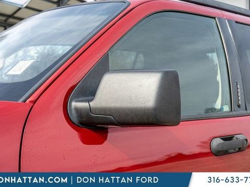 Used 2010 Ford Explorer Sport Trac XLT image 23