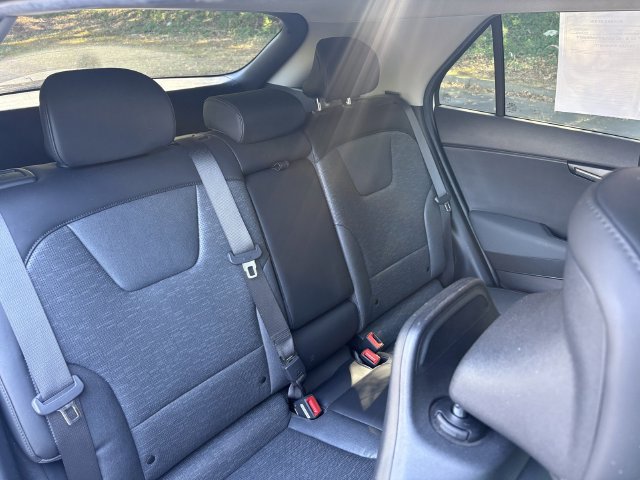 Certified 2023 Kia Niro Wave FWD image 33