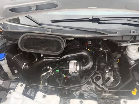 Used 2023 Ford Transit 350 XLT RWD image 9