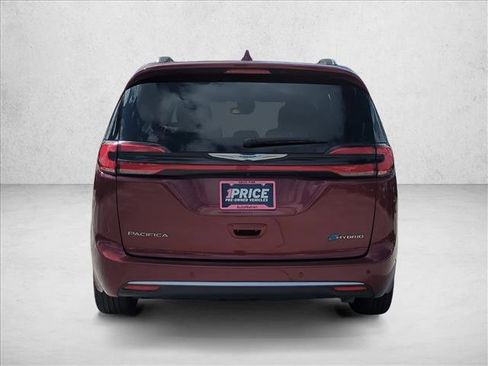 Used 2021 Chrysler Pacifica Pinnacle image 7