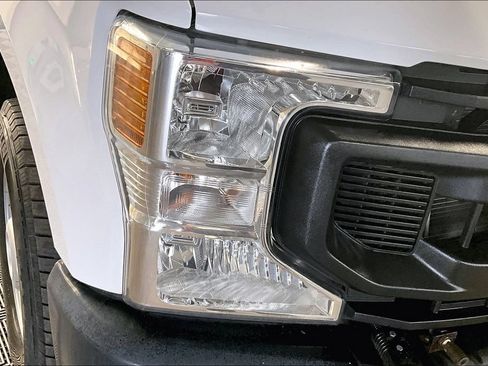 Used 2021 Ford F250 XL w/ Power Equipment Group RWD image 26