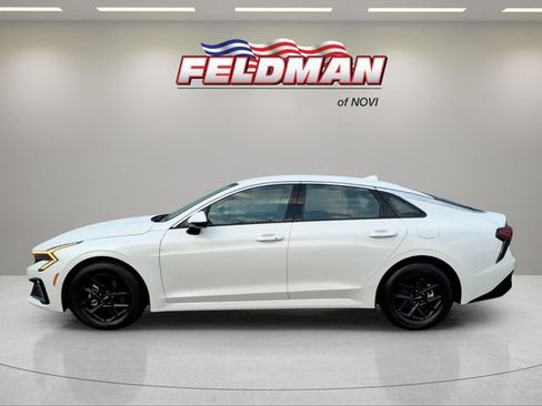 Used 2025 Kia K5 LXS FWD image 2