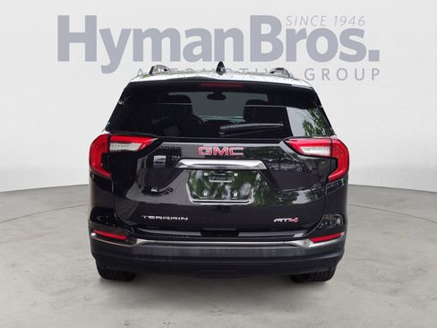Used 2023 GMC Terrain AT4 w/ Tech Package AWD/4WD image 4