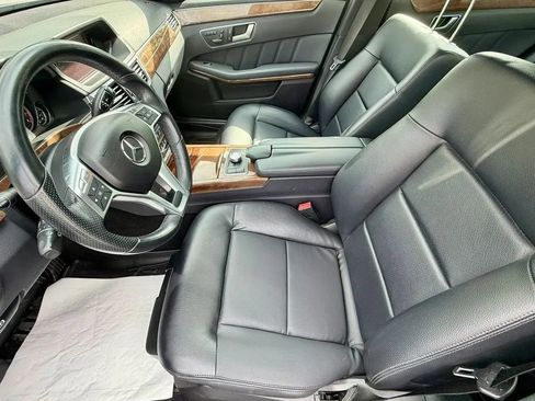 Used 2013 Mercedes-Benz E 350 4MATIC Sedan image 10