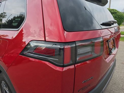 New 2026 Jeep Cherokee Laredo AWD/4WD image 33