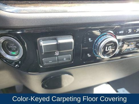 Used 2023 GMC Sierra 1500 Elevation image 31