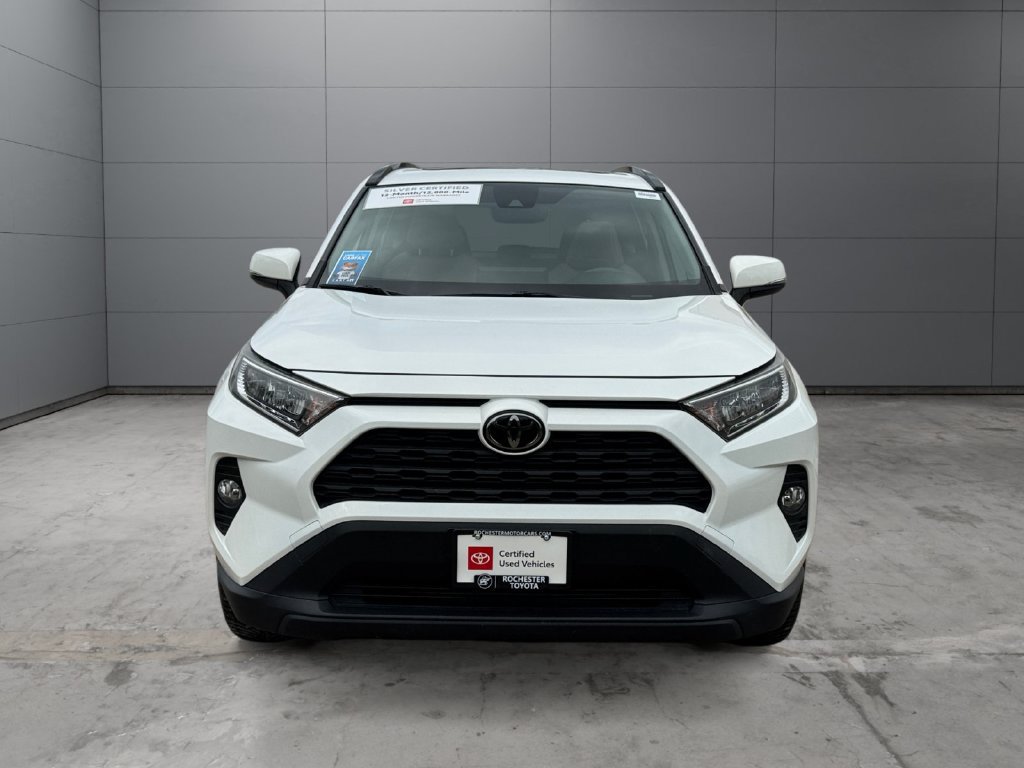 Certified 2019 Toyota RAV4 XLE Premium FWD image 8