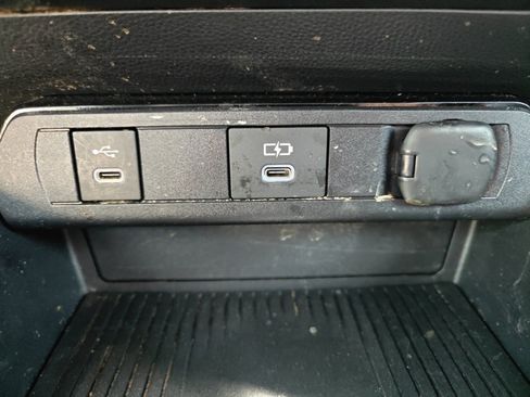 Used 2023 Toyota Prius LE image 20