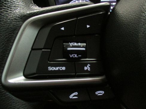 Used 2021 Subaru Outback Limited image 22