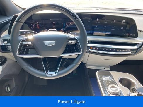 Certified 2024 Cadillac Lyriq Luxury AWD/4WD image 7