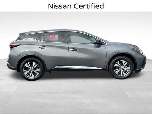 Certified 2022 Nissan Murano S image 2
