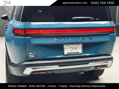 Used 2025 Rivian R1S Adventure AWD/4WD image 15