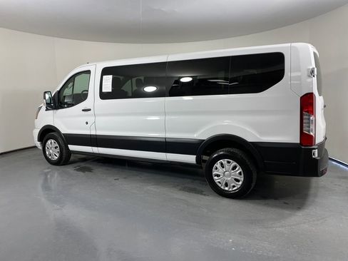 Used 2023 Ford Transit 350 XLT image 4