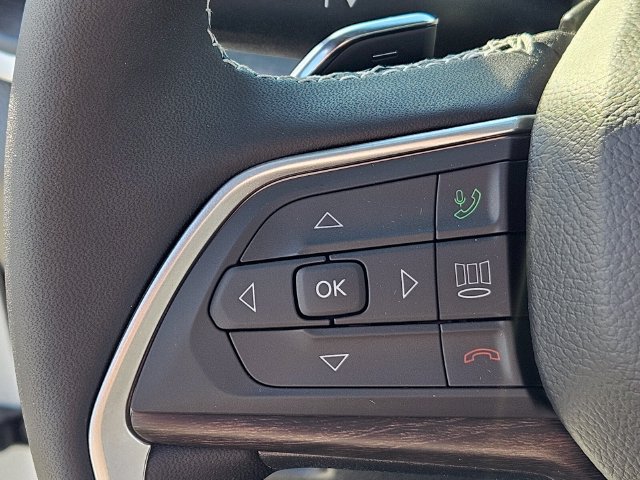 New 2027 Jeep Grand Cherokee Altitude RWD image 28