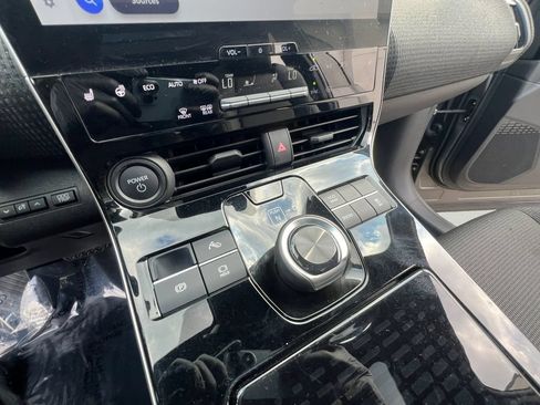 Used 2025 Toyota bZ4X FWD w/ Weather Package image 19
