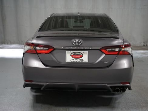 Used 2023 Toyota Camry SE FWD image 7