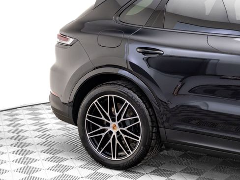 New 2026 Porsche Cayenne image 36
