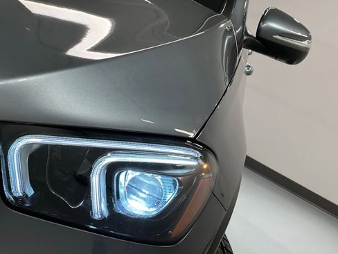 Used 2022 Mercedes-Benz GLE 350 4MATIC image 3