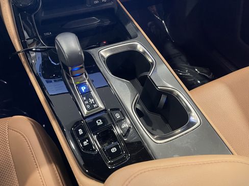 Used 2024 Lexus NX 350 AWD w/ Luxury Package image 18