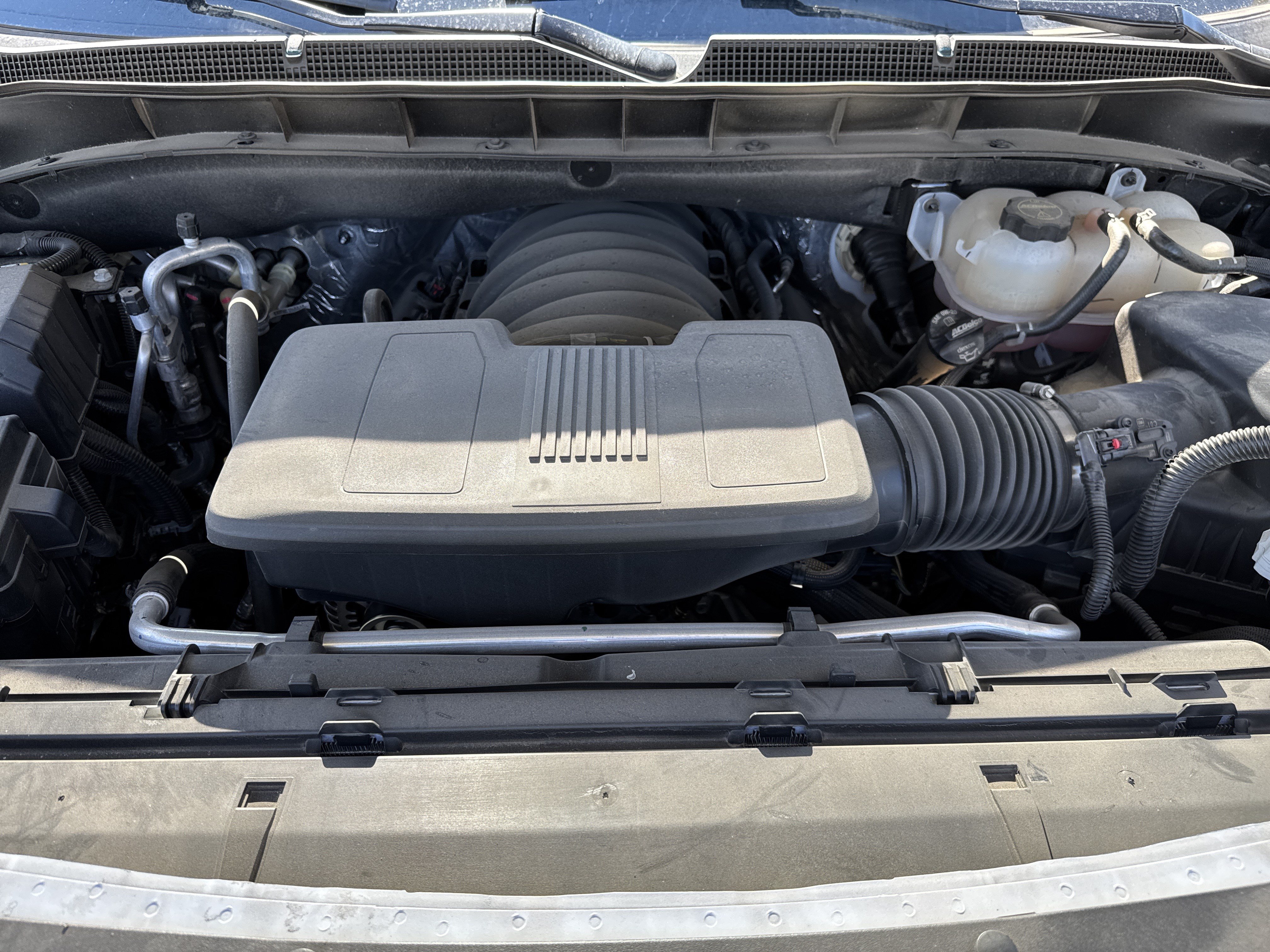 Used 2025 Chevrolet Tahoe High Country w/ LPO, Get Active Package AWD/4WD image 14