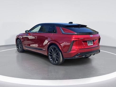 New 2026 Cadillac Lyriq V AWD/4WD image 6