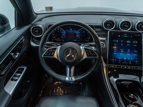 Used 2023 Mercedes-Benz GLC 300 4MATIC image 14