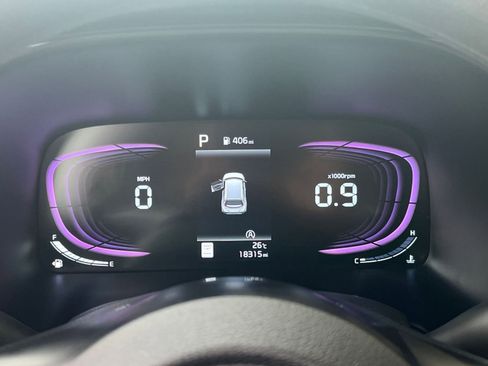 Used 2025 Kia Soul LX w/ LX Technology Package FWD image 39