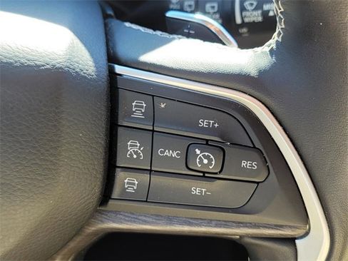 Used 2021 Jeep Grand Cherokee L Limited w/ Trailer Tow Group (B) image 18