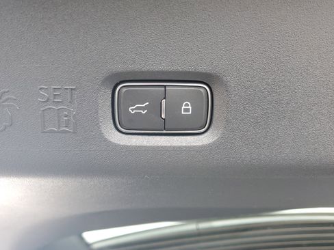 New 2025 Lincoln Navigator L Black Label image 36