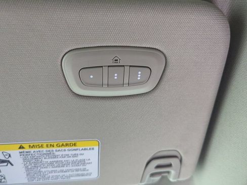 Used 2025 RAM 1500 Limited AWD/4WD image 27