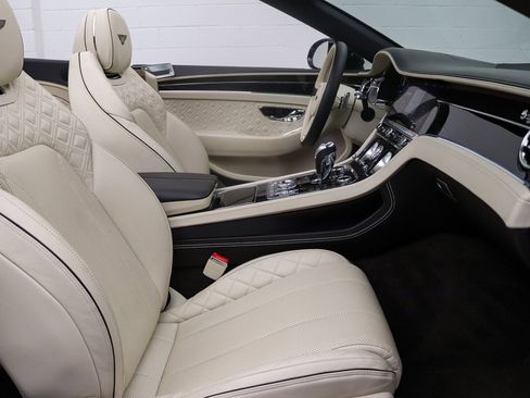 Used 2020 Bentley Continental GT V8 AWD/4WD image 22