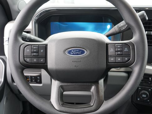 New 2026 Ford F250 XLT w/ XLT Premium Package image 24