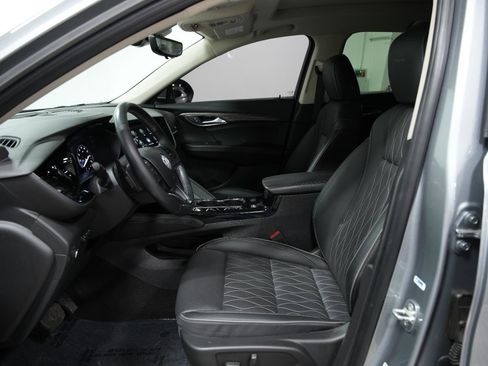 Used 2023 Buick Envision Avenir image 28
