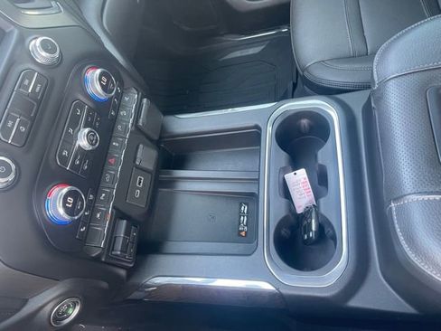 Used 2022 GMC Sierra 1500 Denali w/ Denali Reserve Package image 28