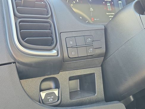 Used 2025 RAM ProMaster 2500 w/ Quick Order Package 22G SLT image 14