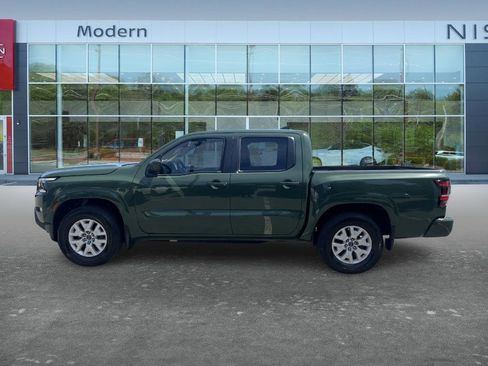 Used 2023 Nissan Frontier SV w/ SV Premium Package RWD image 8
